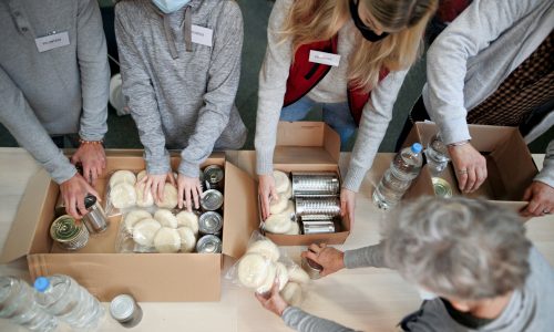 Biogen supports Bedford Foodbank